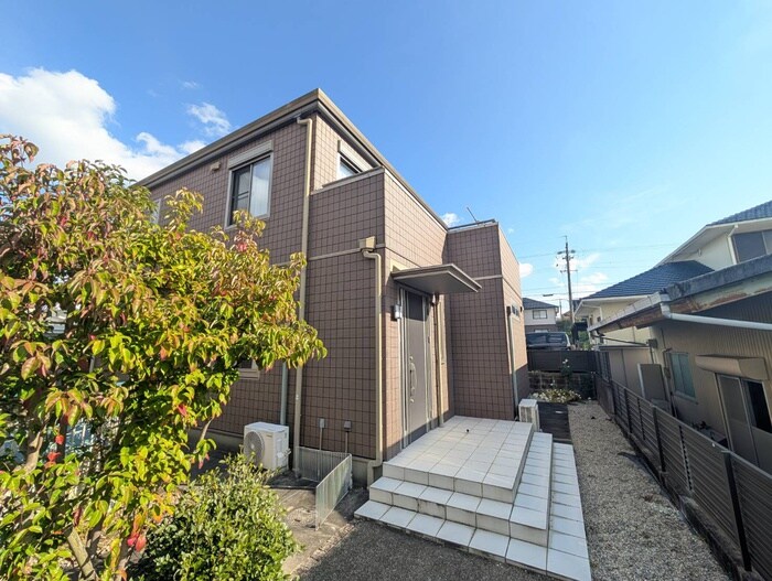 鴛鴨町清水様戸建の物件外観写真