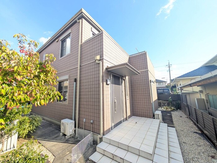 鴛鴨町清水様戸建の物件外観写真