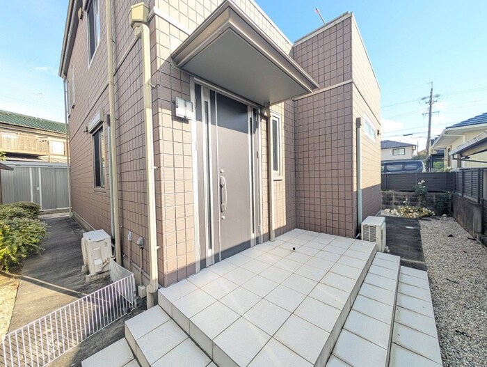 鴛鴨町清水様戸建の物件外観写真