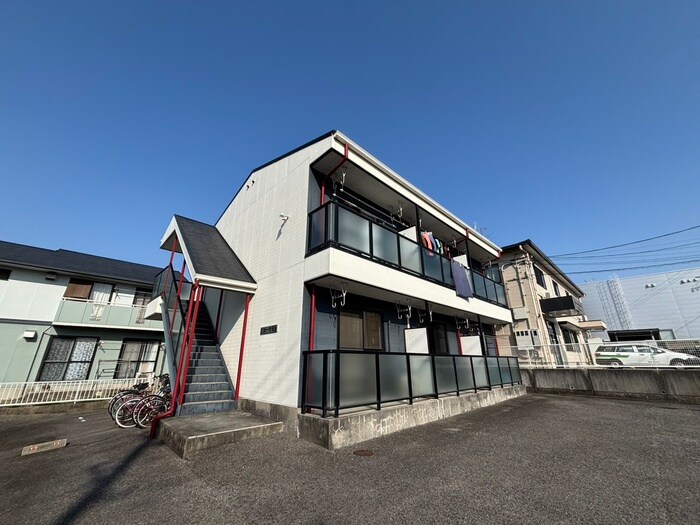 カーサ６の物件外観写真