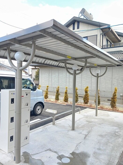 ウィンディ岩倉の物件外観写真