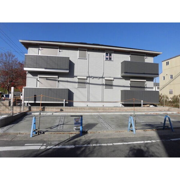 サンハイム八社の物件外観写真