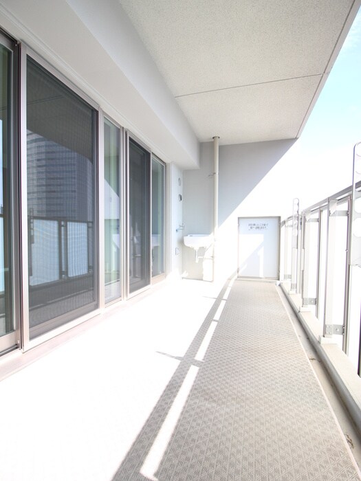 ﾗｲｵﾝｽﾞ名古屋ｽﾃｰｼｮﾝｱｸｼｽ(1304)の物件内観写真