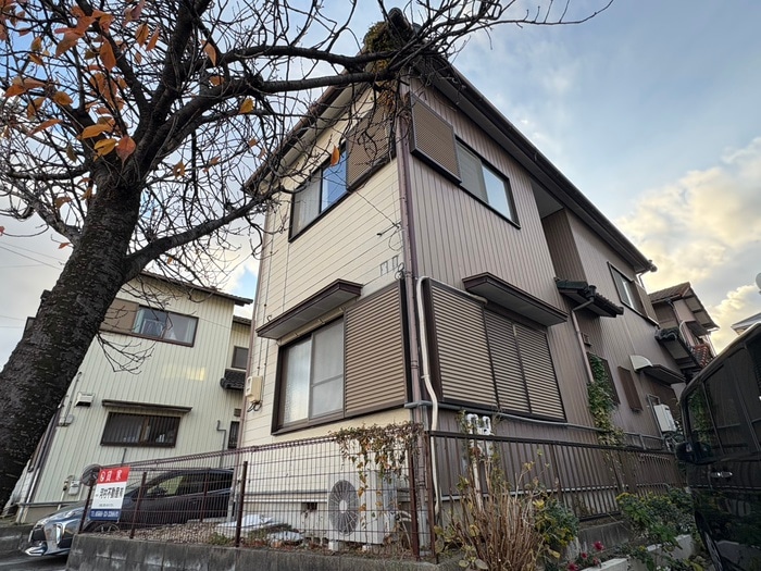 高山町４丁目貸家　１号棟の物件外観写真