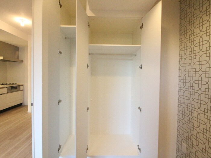 NAGOYA the TOWER(301)の物件内観写真