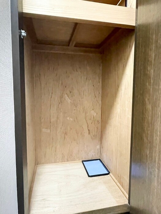 ﾗｲｵﾝｽﾞﾏﾝｼｮﾝ康生通第2(402)の物件内観写真