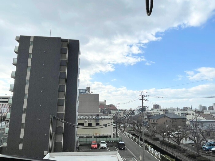 ﾗｲｵﾝｽﾞﾏﾝｼｮﾝ康生通第2(402)の物件内観写真