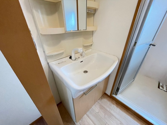 ベルシャトーまきの物件内観写真