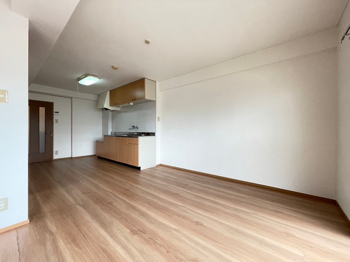 ベルシャトーまきの物件内観写真