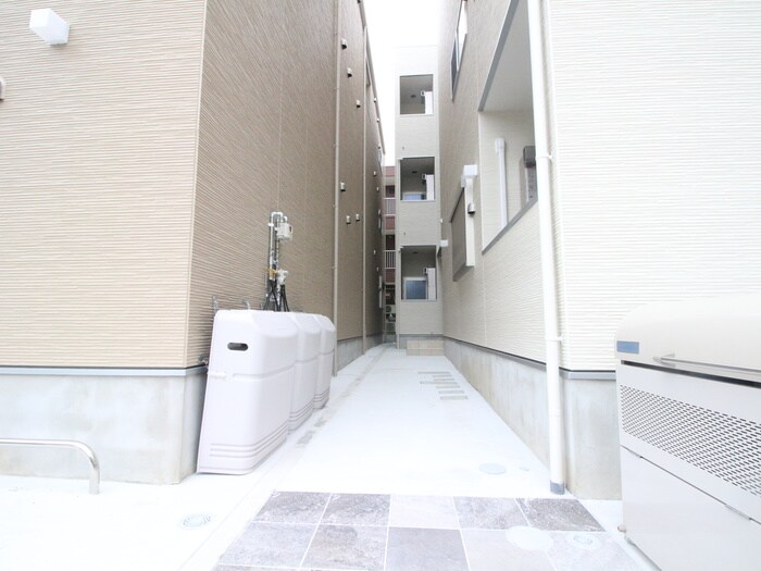 ラフテルR・Yの物件外観写真