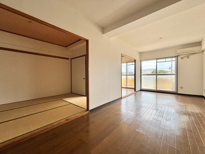 ラ・ジョ－ヌの物件内観写真