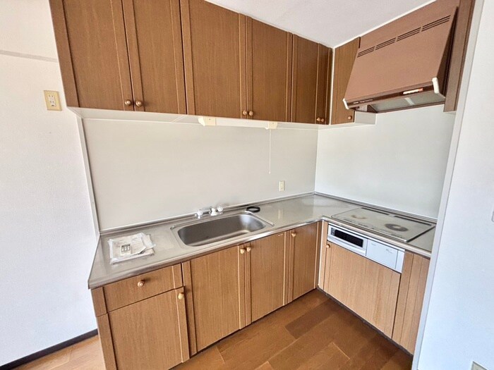 ラ・ジョ－ヌの物件内観写真