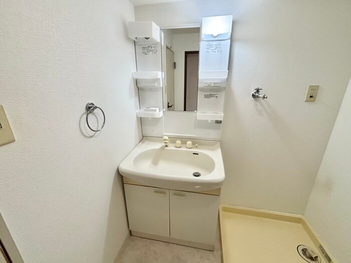 ラ・ジョ－ヌの物件内観写真