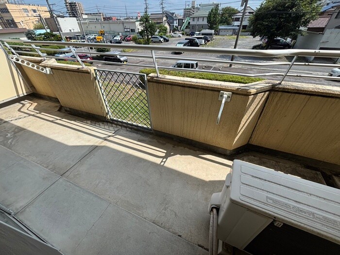 ラ・ジョ－ヌの物件内観写真