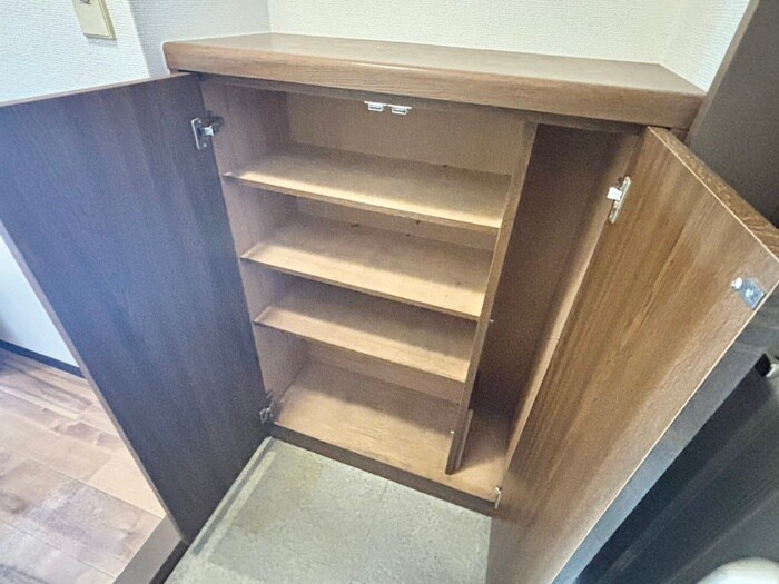 ラ・ジョ－ヌの物件内観写真