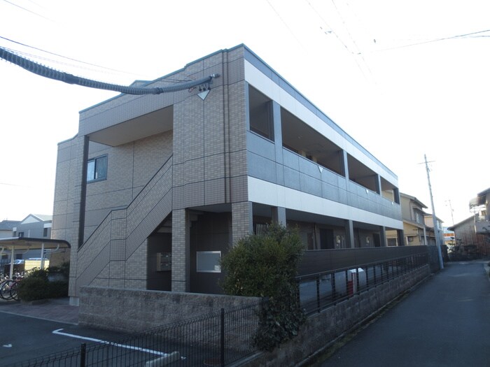 ピュア　エステ－トの物件外観写真