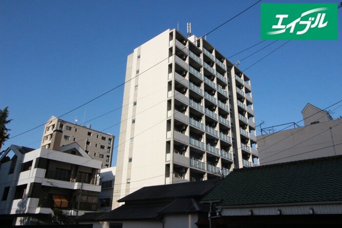 エルブ入船の物件外観写真