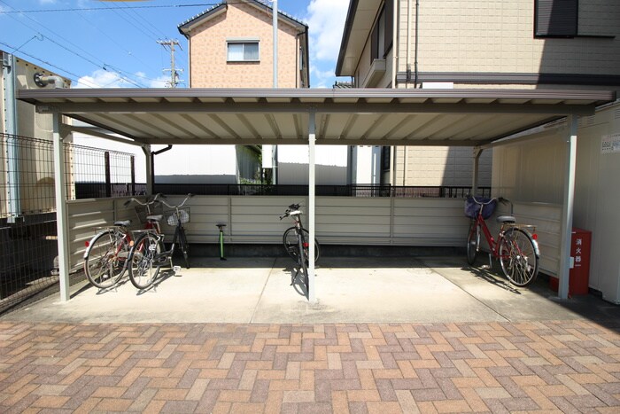 シャイン ヴィレッジの物件外観写真