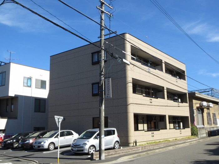 ア－バンフロ－ラの物件外観写真