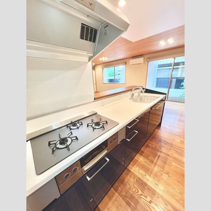 五色園4丁目戸建の物件内観写真