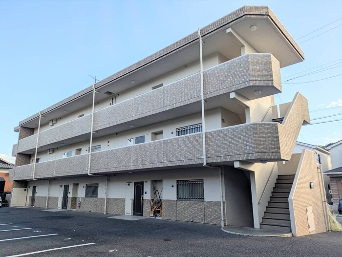 ルミエール園原の物件外観写真