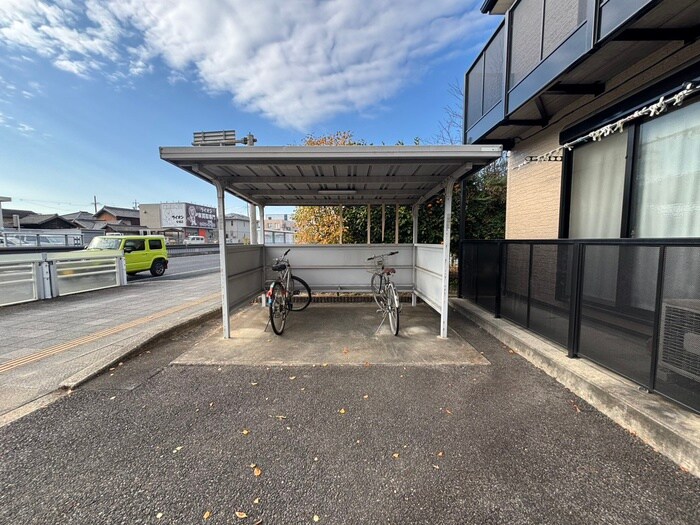 アンプル－ルリ－ブルサンモ－ルの物件外観写真