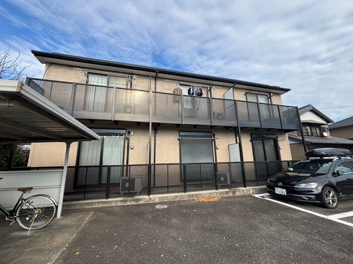 アンプル－ルリ－ブルサンモ－ルの物件外観写真