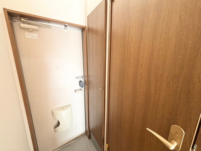 アンプル－ルリ－ブルサンモ－ルの物件内観写真