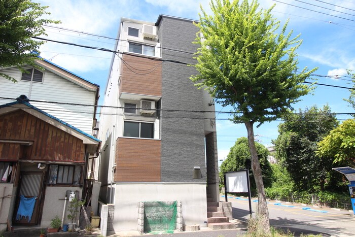 エルピーダの物件外観写真