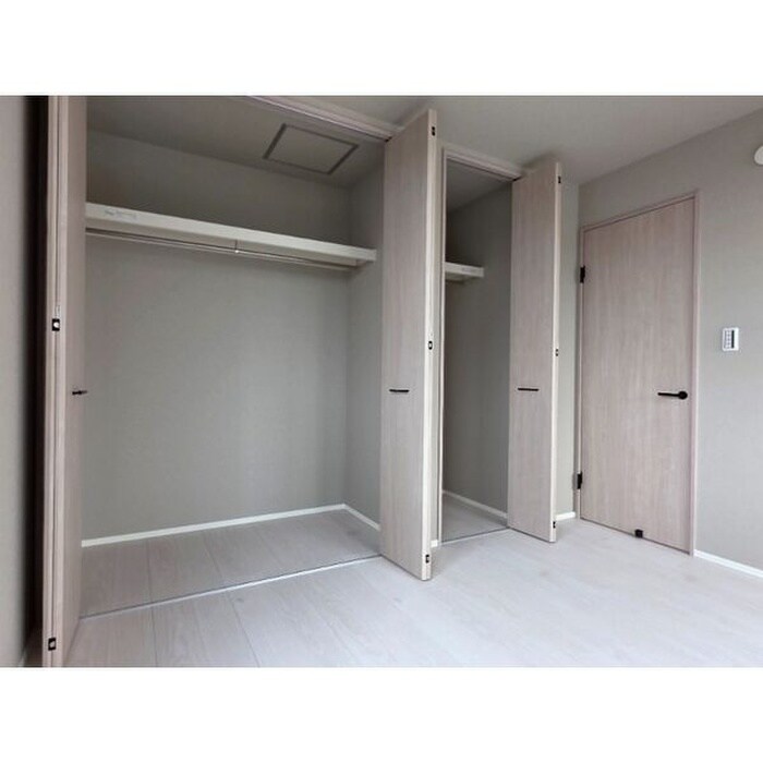 北名古屋市能田蓮池　戸建ての物件内観写真