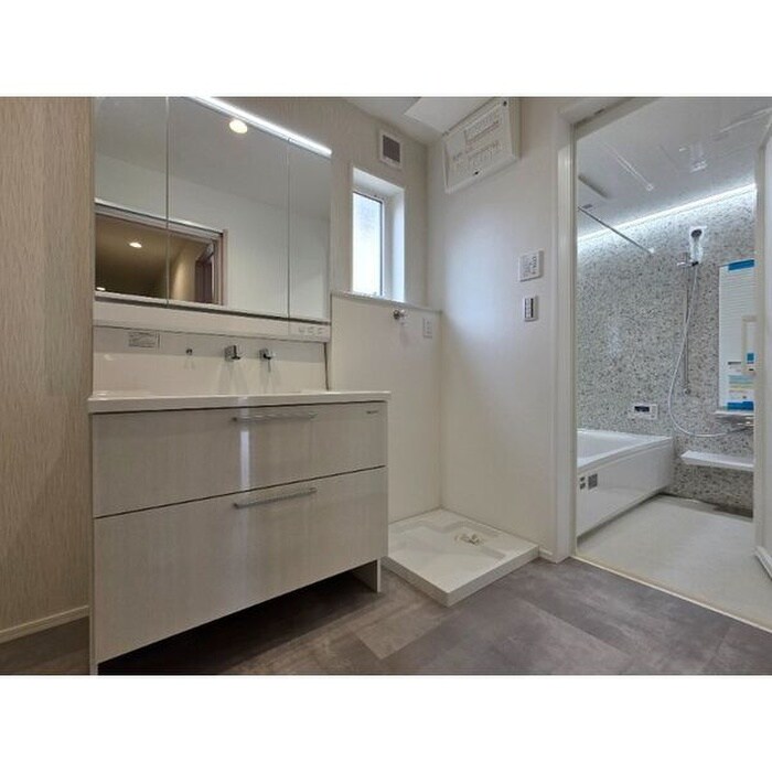 北名古屋市能田蓮池　戸建ての物件内観写真