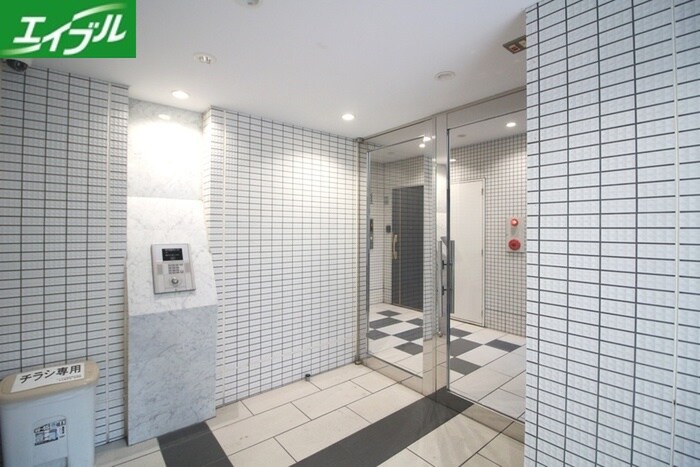 スカイコート葵の物件外観写真