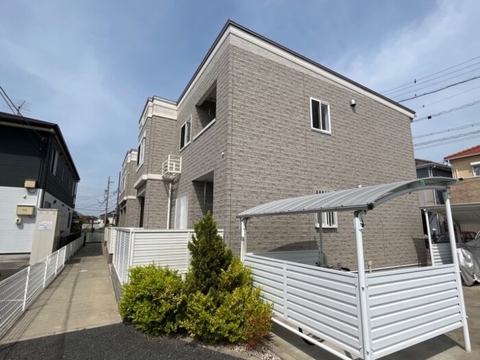 メルヴェーユの物件外観写真