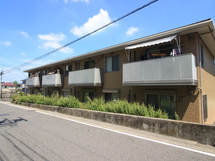 フェリーチェの物件外観写真