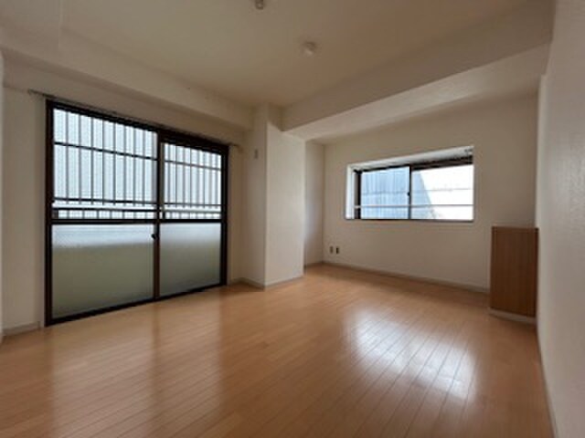 ラフォ－レ二城の物件内観写真