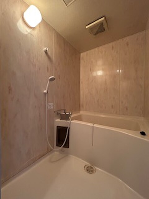 ラフォ－レ二城の物件内観写真