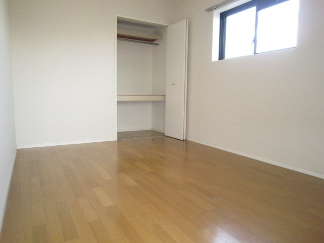 ｅｍｅｒａｕｄｅの物件内観写真