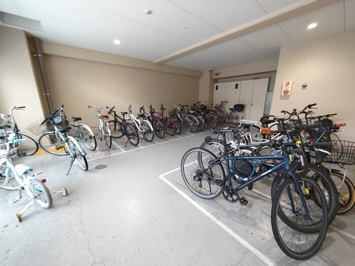 グランデ－ジ泉の物件外観写真