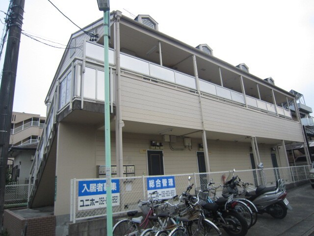 アップルハウスの物件外観写真