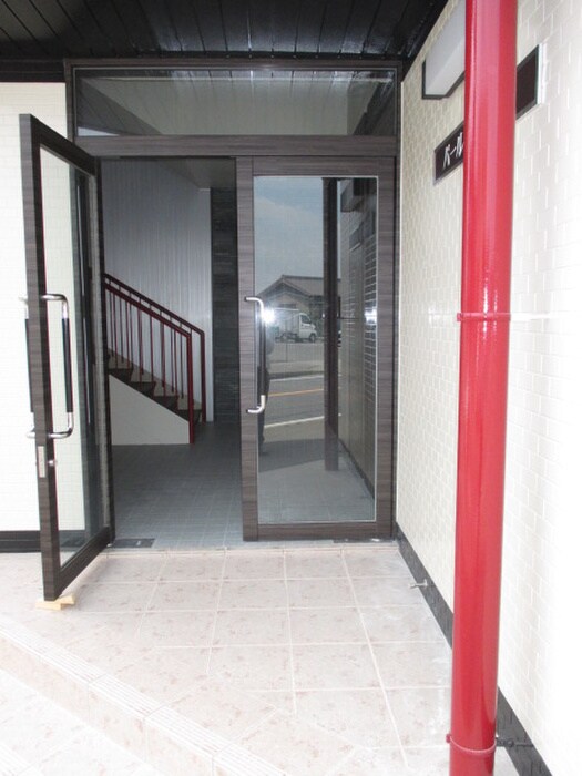 パール ラ・フォーレの物件外観写真