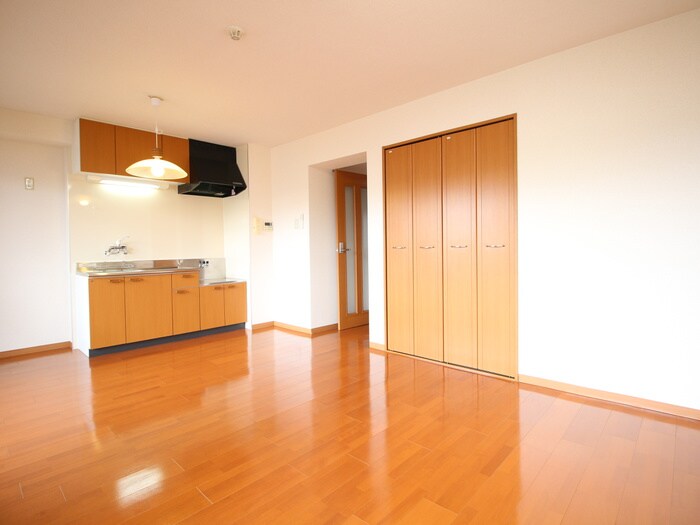 プリミエ－ル八幡の物件内観写真