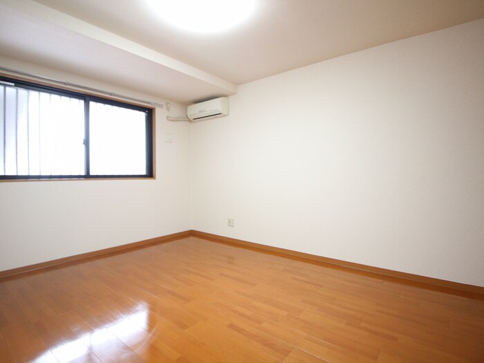 プリミエ－ル八幡の物件内観写真