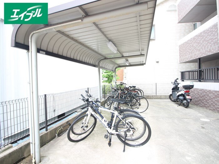 プリミエ－ル八幡の物件外観写真