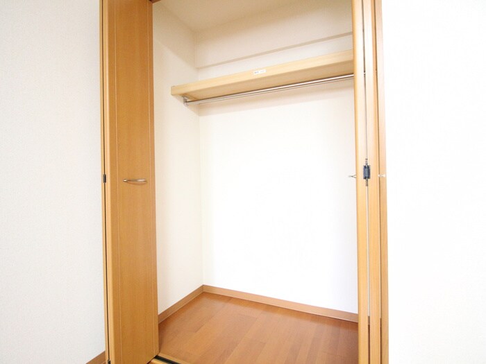 プリミエ－ル八幡の物件内観写真