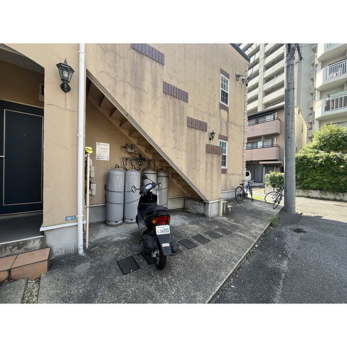 リブレア白鳥の物件外観写真