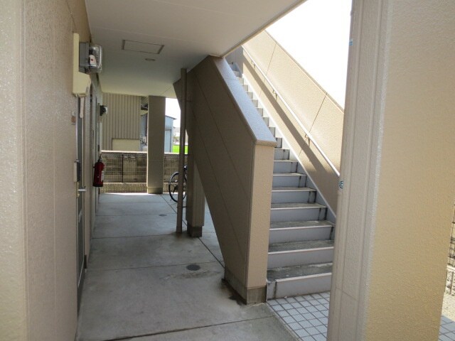 プラムＶ２の物件外観写真