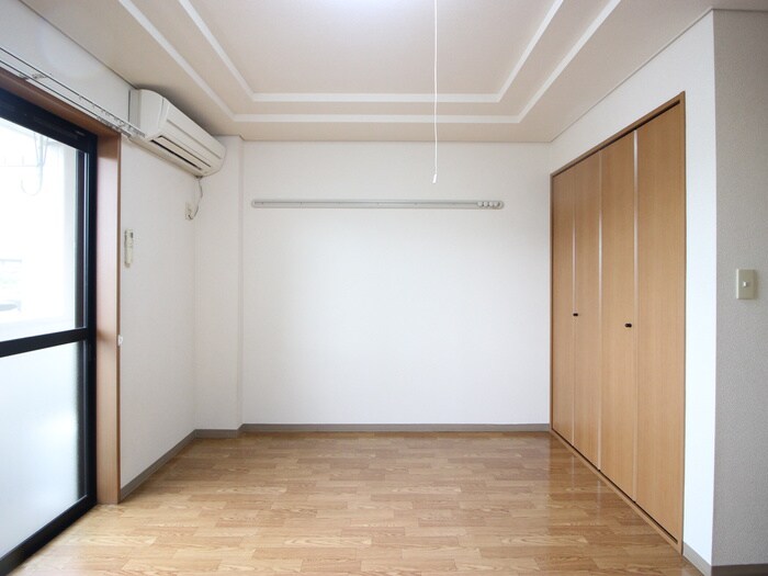 プラムＶ２の物件内観写真