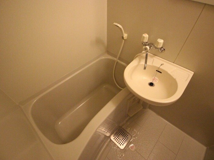 プラムＶ２の物件内観写真