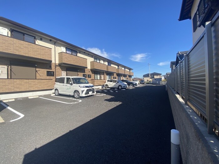 シャインベル花立の物件外観写真