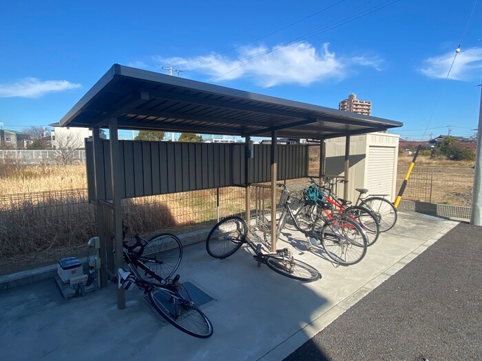 シャインベル花立の物件外観写真